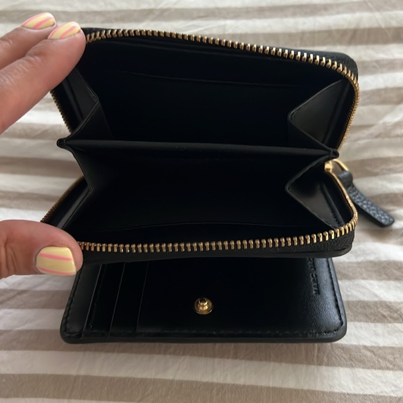 Marc Jacob’s The Leather Mini compact Wallet NWOT - Picture 2 of 5